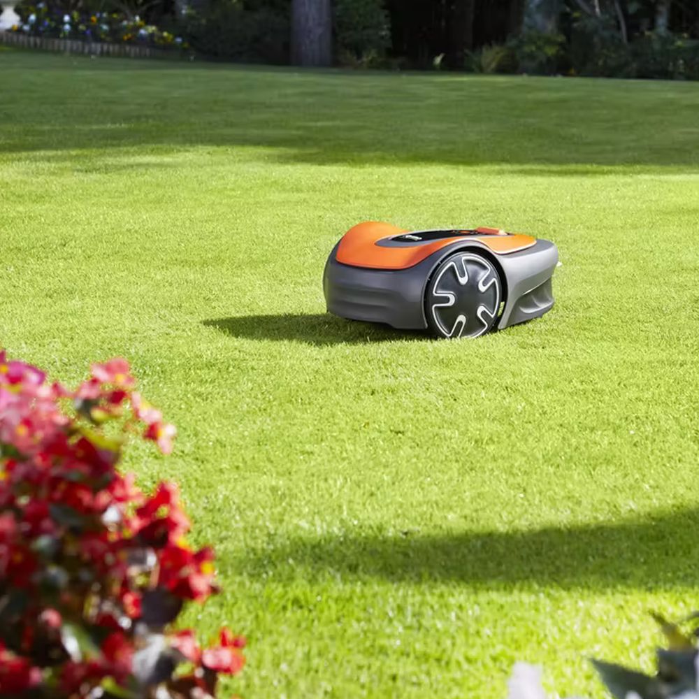 EASILIFE GO 500 ROBOTIC LAWN MOWER - Premium Garden